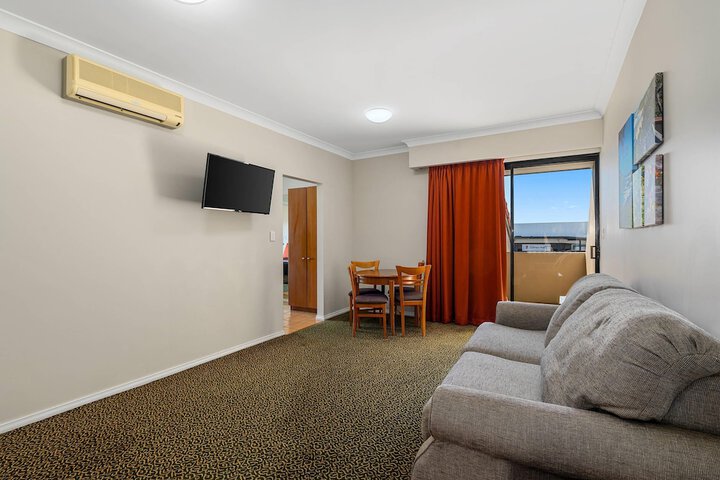 Room 21 of 54