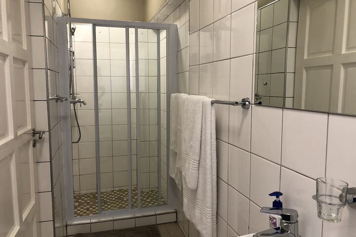 Room 26 of 48