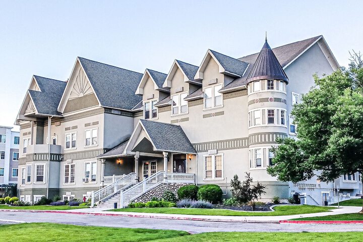 Photo of Anniversary Inn - Boise