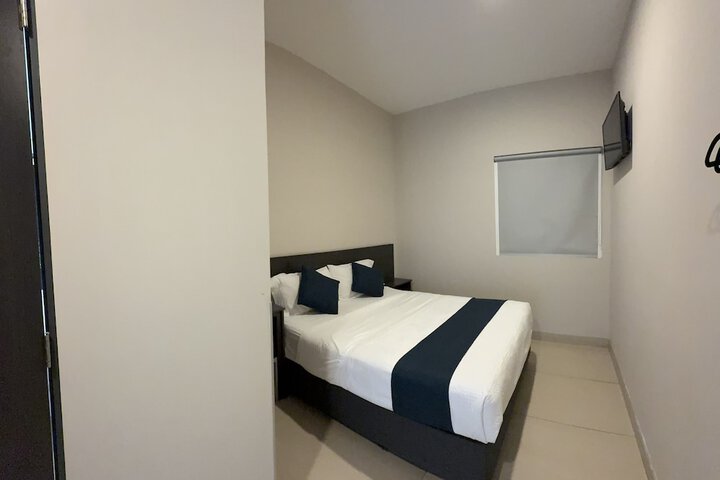 Room 3 of 24