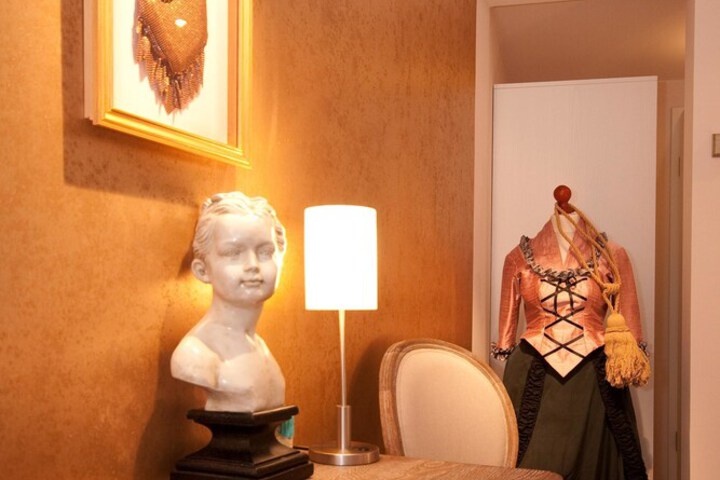 Room 25 of 47