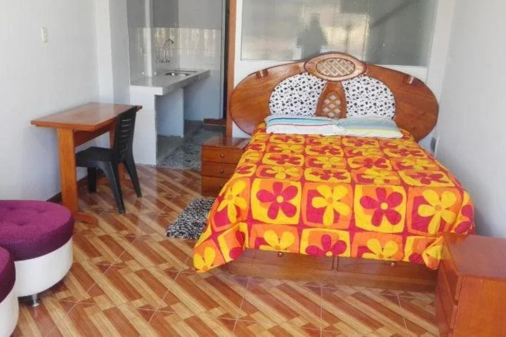 Room 2 of 18