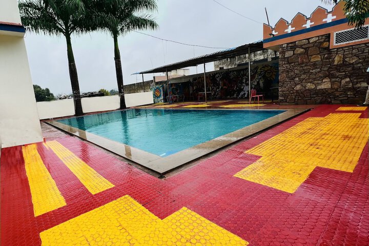 Pool 36 of 54