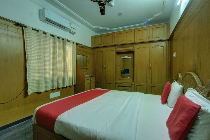 Room 7 of 25
