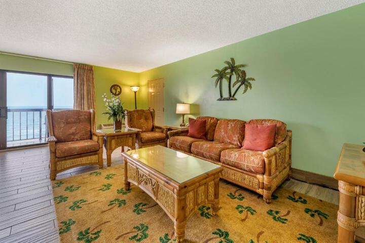 1 King Bed with Sofa Bed Balcony Side Ocean View (15 of 18)