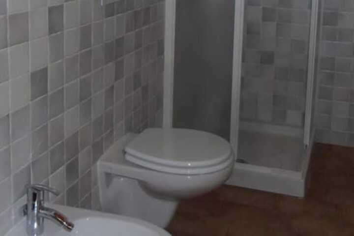 Room 12 of 21