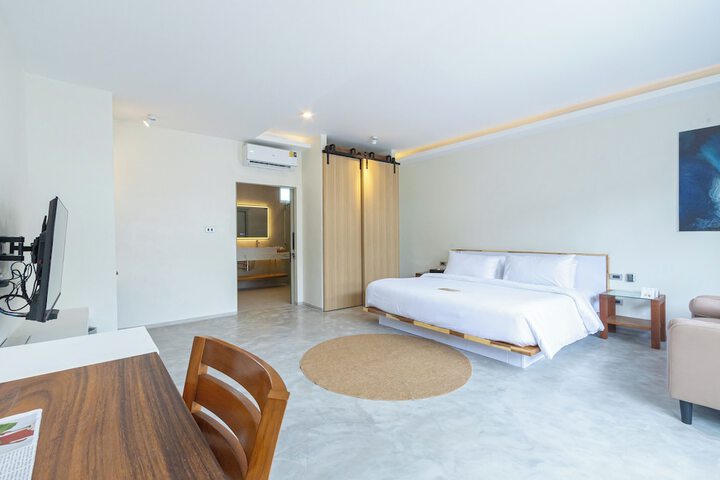 Room 34 of 218