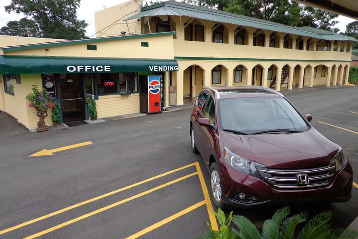 Property Grounds 18 of 20