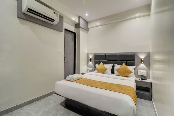 Room 15 of 26