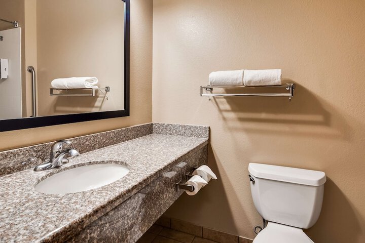 Clean Restrooms