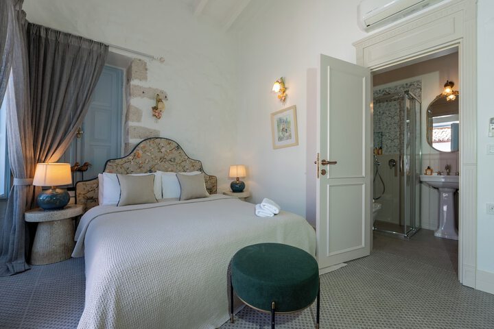 Room 20 of 69