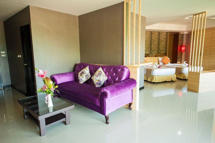 Room 4 of 55