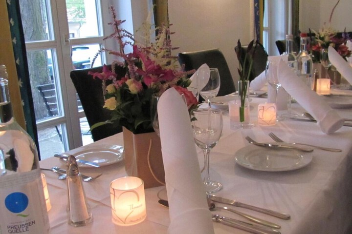 Dining Photos