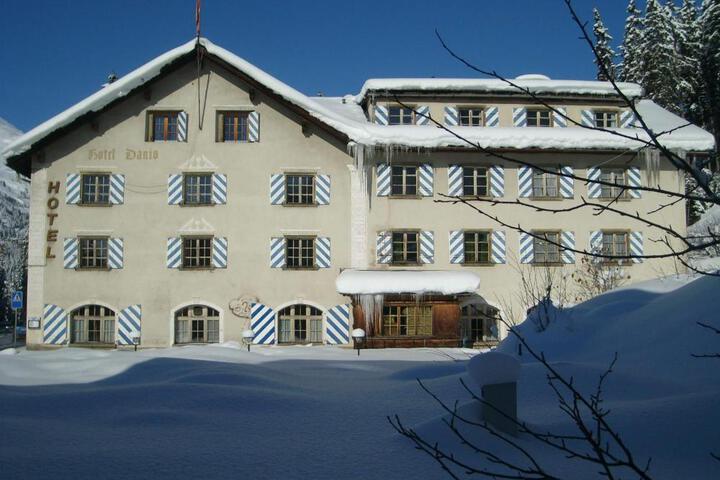 Hotel Danis