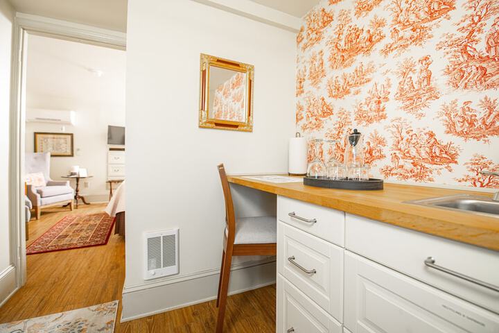 Room 20 of 39
