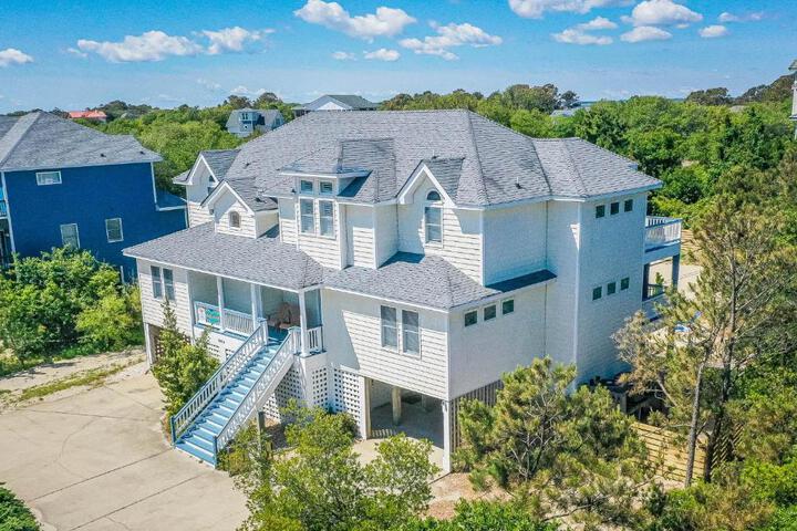 Shell Yeah! - Corolla Whalehead, Beach 380 Yds, Elevator, Pool, Hot Tub, Pool Table in Corolla, NC