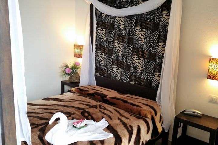 Room 15 of 45