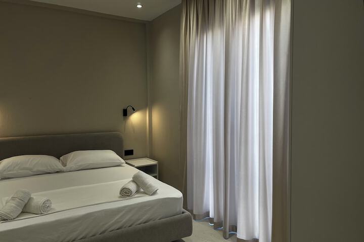 Room 43 of 71