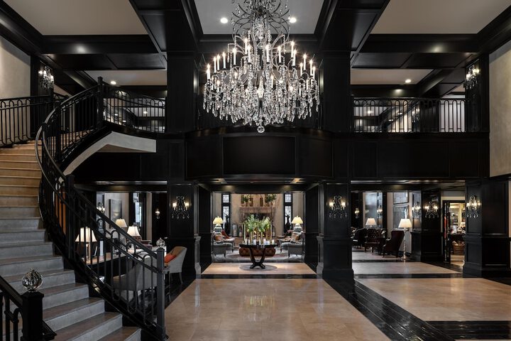 Guest Lobby