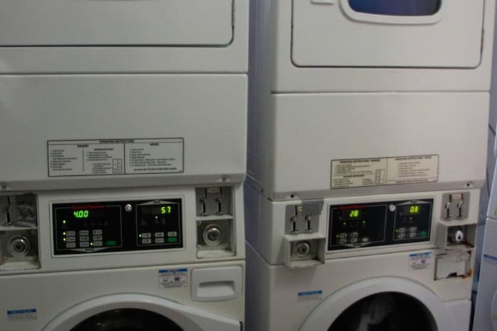 Laundry 21 of 49