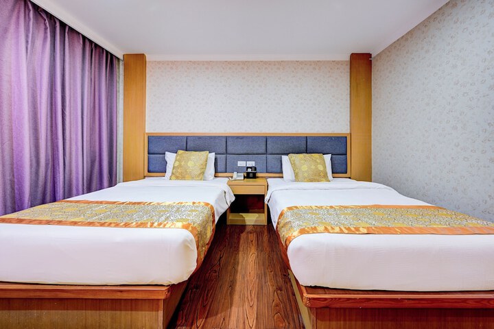 Room 19 of 38