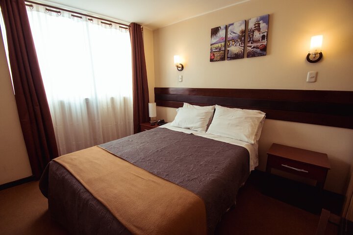 Room 10 of 36
