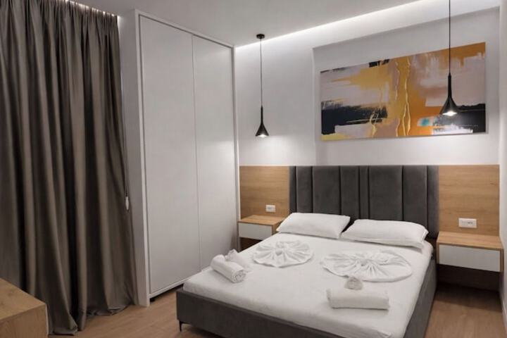 Room 8 of 73