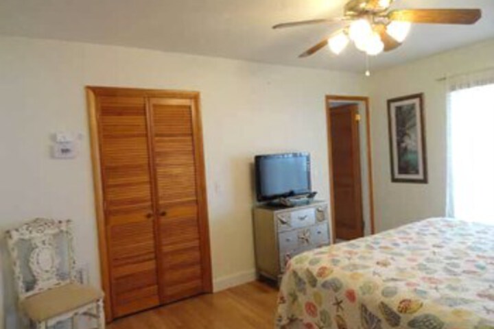 Room 43 of 48