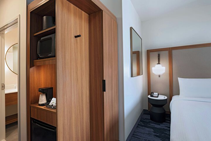 Room 5 of 21