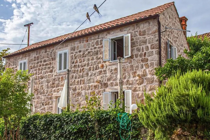 Exterior of Awesome Home in Dubrovnik With Wifi and 3 Bedrooms