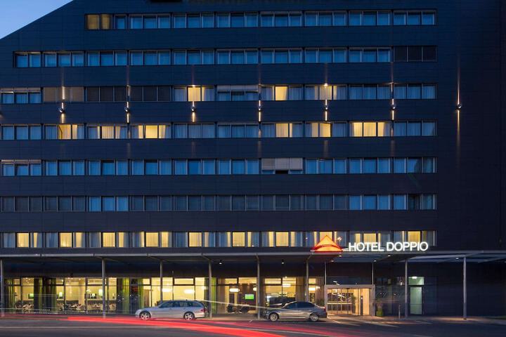 Hotel 79 of 83