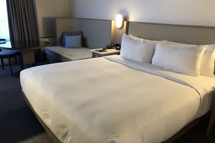 Room 10 of 61
