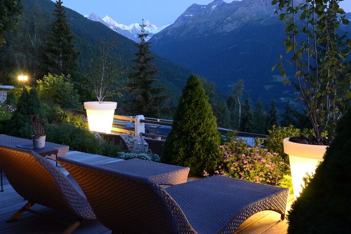 Sundeck 42 of 42