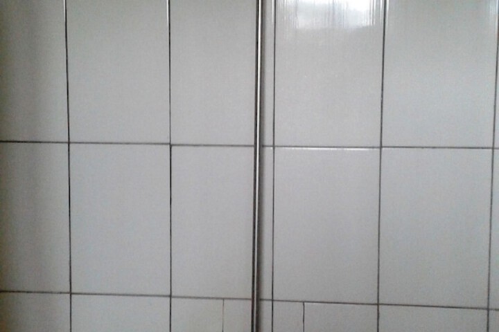 Room 28 of 35