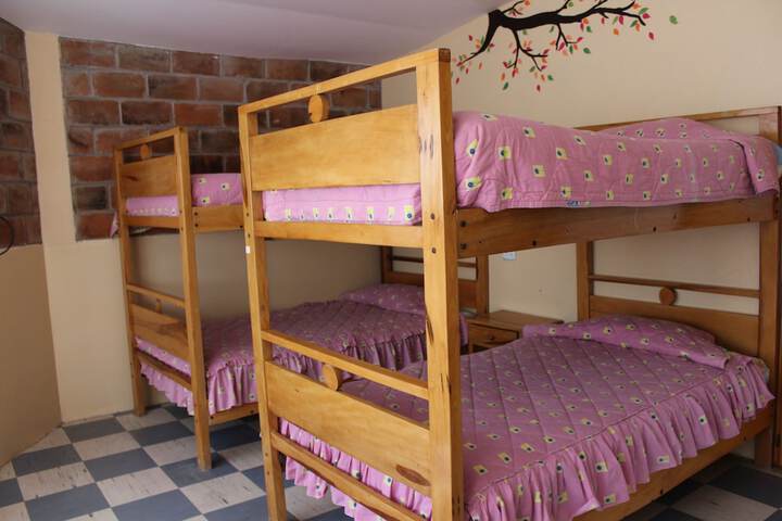 Room 6 of 27