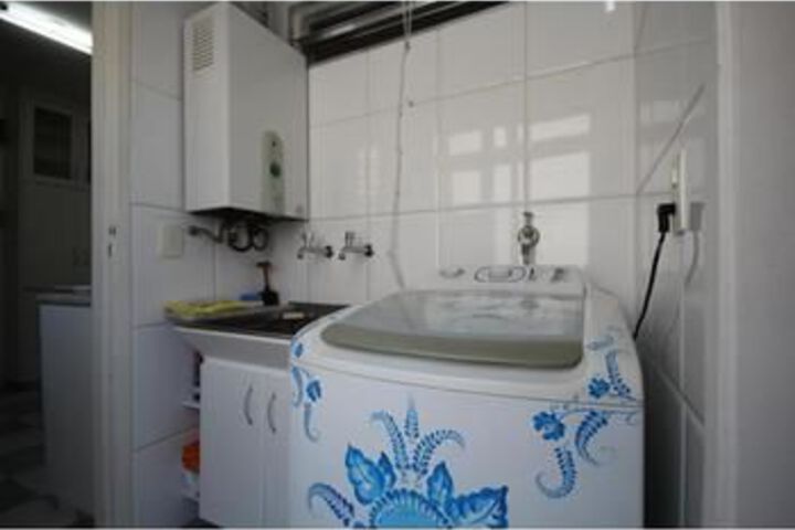 Room 44 of 62