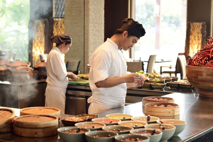 Dining 57 of 79