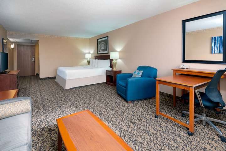 Room 13 of 29