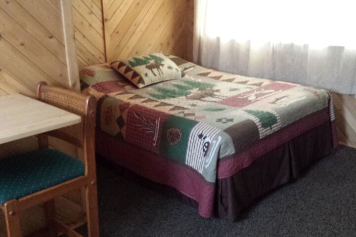 Room 4 of 22