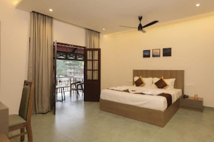 Room 8 of 39