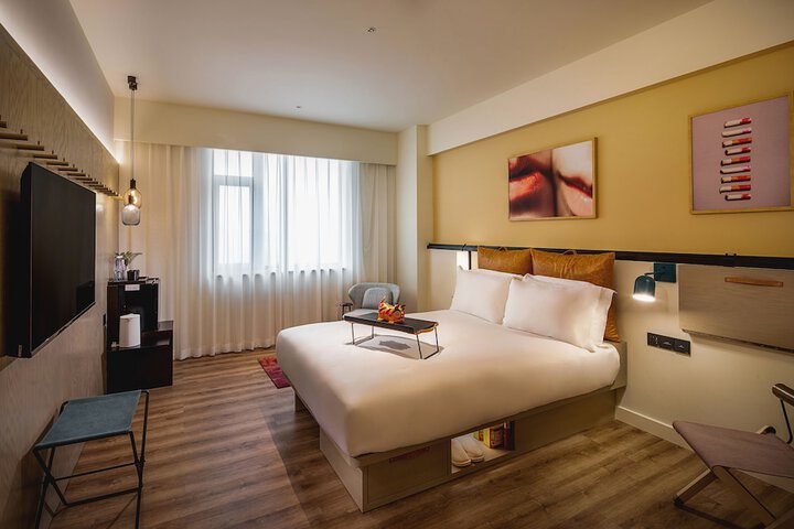 Room 15 of 57