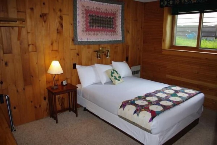 Room 27 of 155
