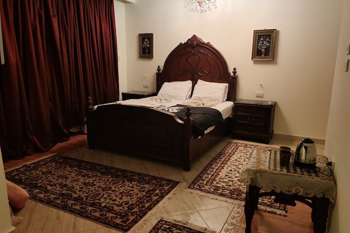 Room 8 of 21