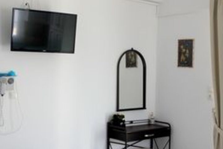 Room 43 of 58