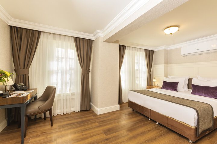 Room 5 of 46