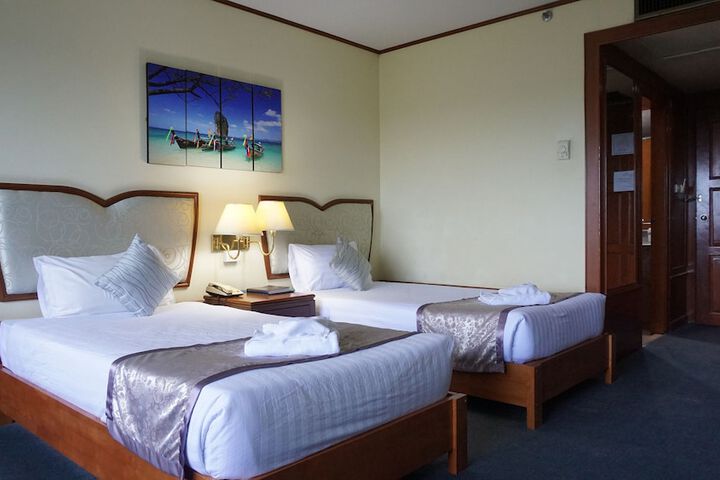 Room 14 of 44