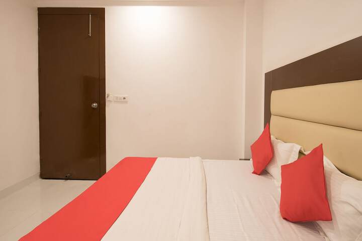 Room 9 of 23