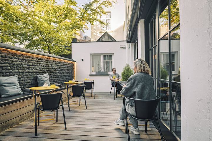Terrace/Patio 57 of 60