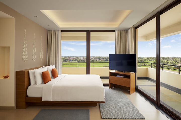 Room 3 of 30