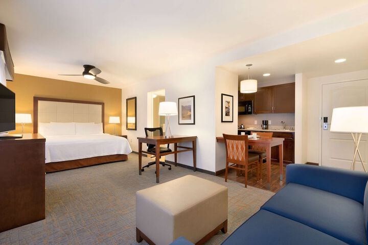 Room 13 of 46